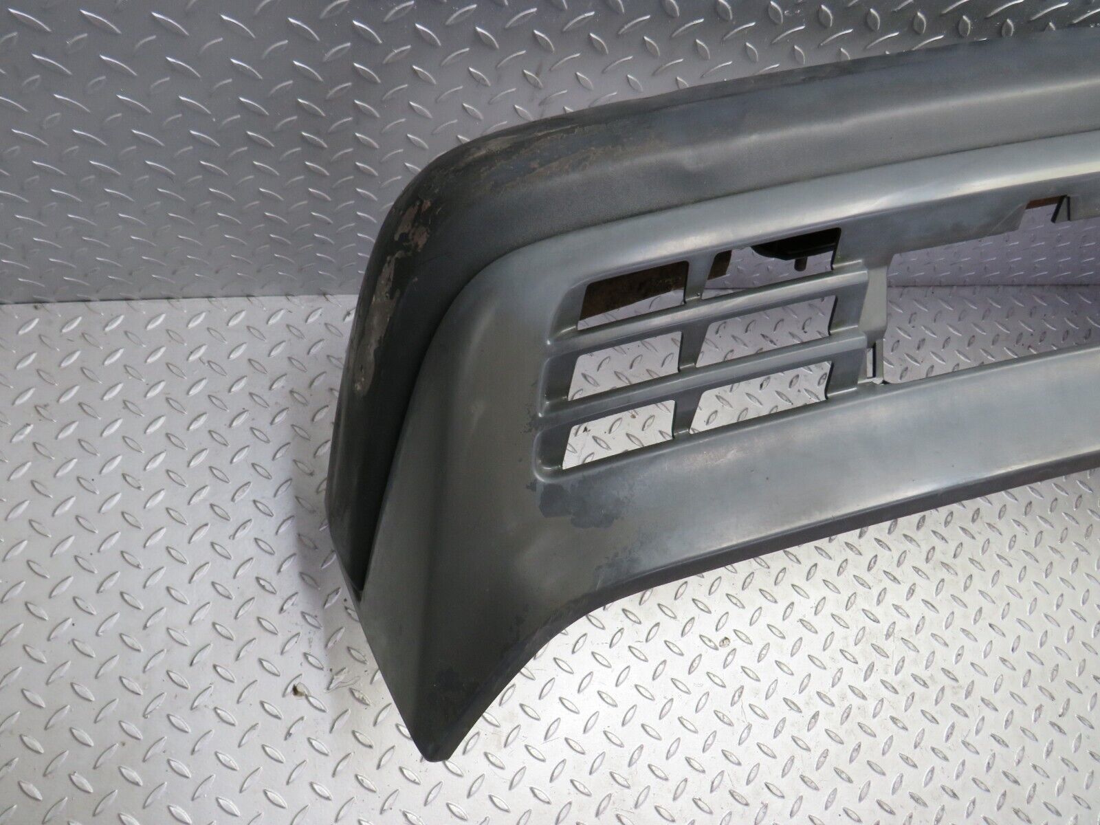 32630 Mercedes-Benz S124 300TE Wagon Front Bumper 1248850825