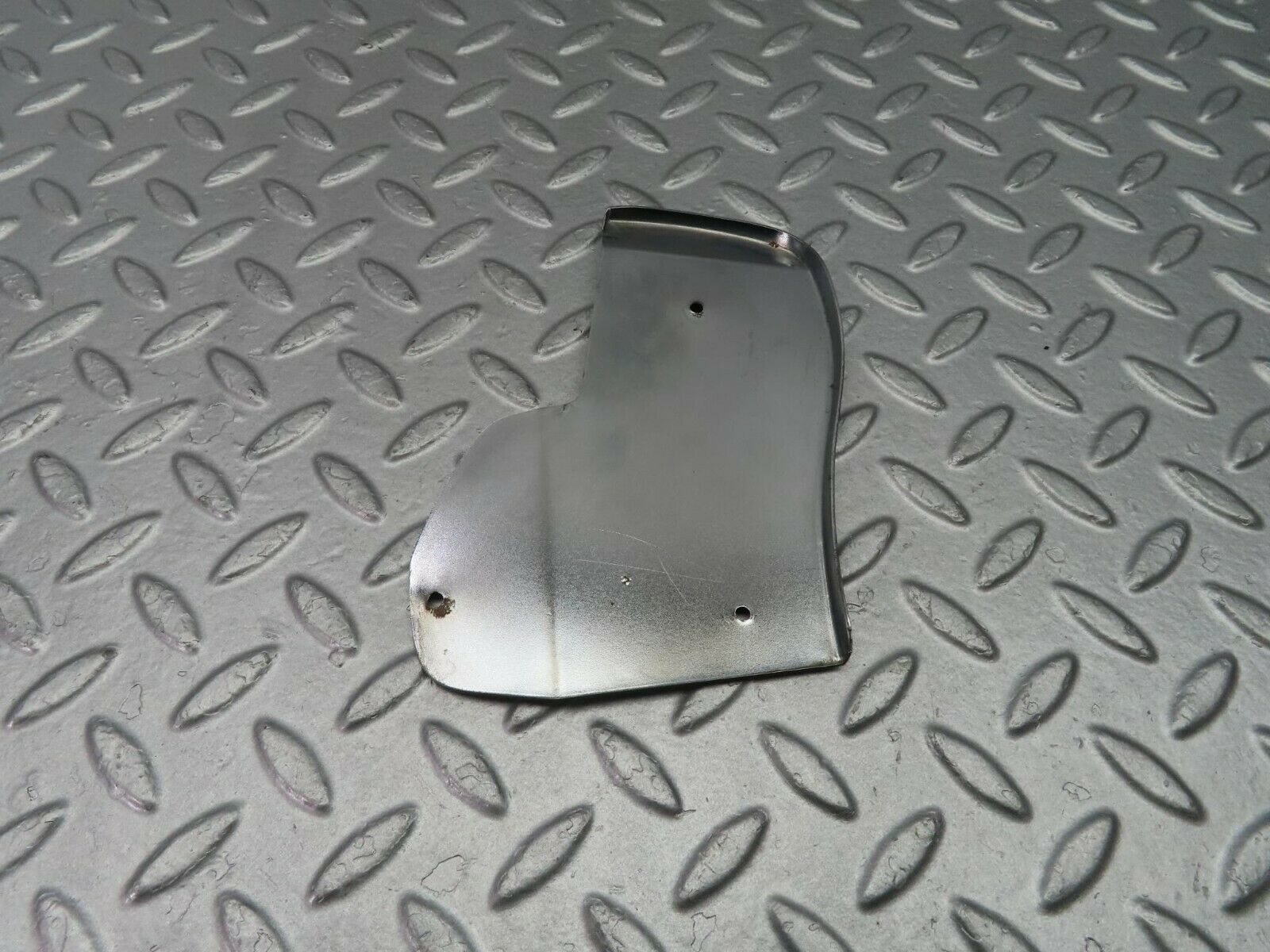 9915 Mercedes-Benz C123 230CE Coupe Right Door Chrome Cover
