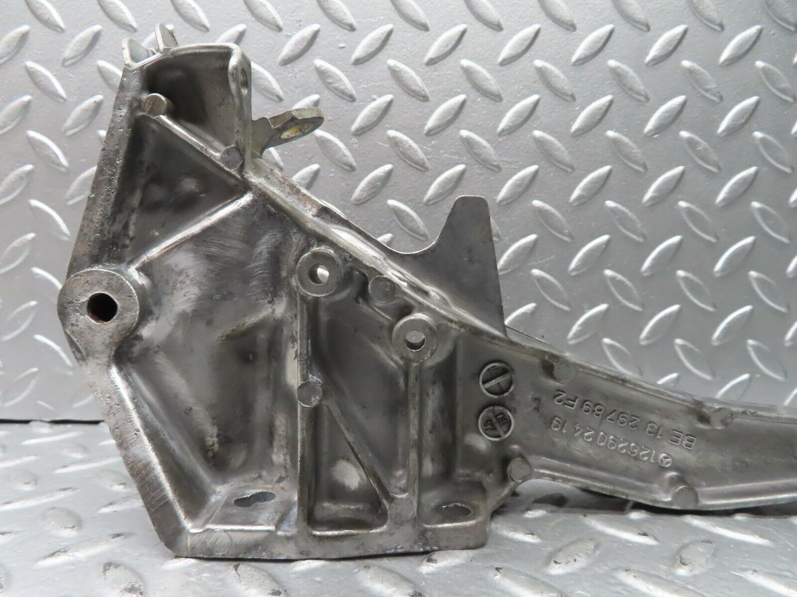 21683 Mercedes-Benz W126 300SE Brake Pedal Bracket 1262902419