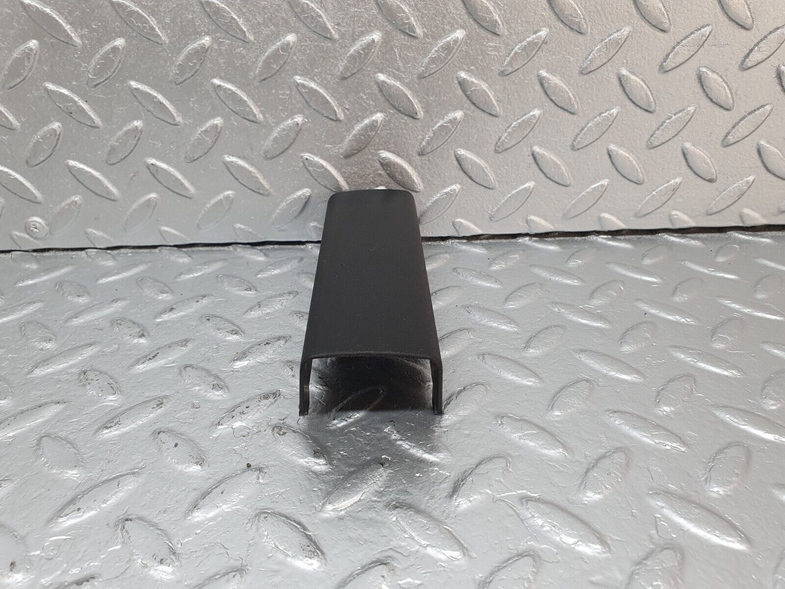 41554 Mercedes-Benz W124 200E Dash Harness Connector Cover 1248210038