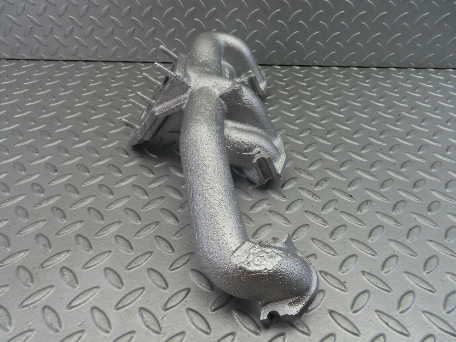 7552 Mercedes-Benz Exhaust Manifold OM617 300D 6171420001