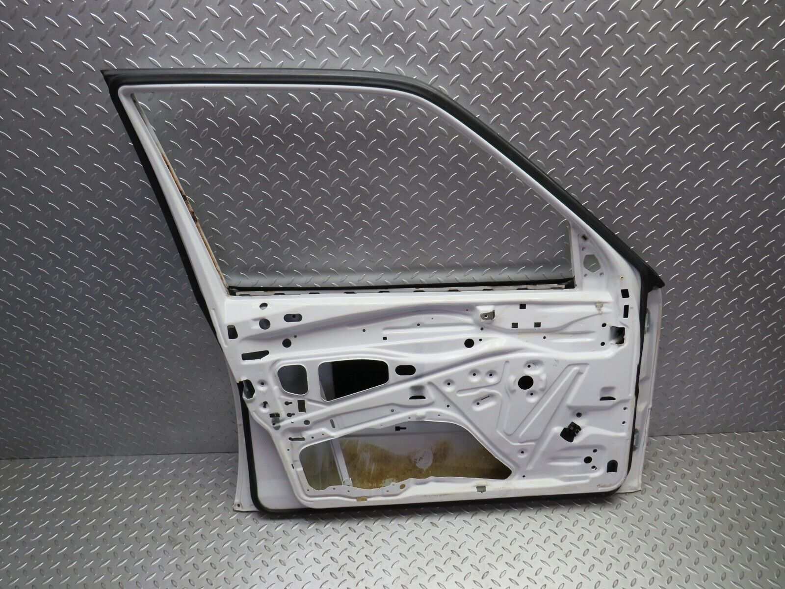 30246 Mercedes-Benz W124 230E Front Left Door