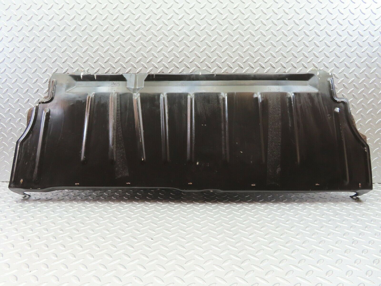 6327 Mercedes-Benz W126 380SE Fuel Tank Cover Plate