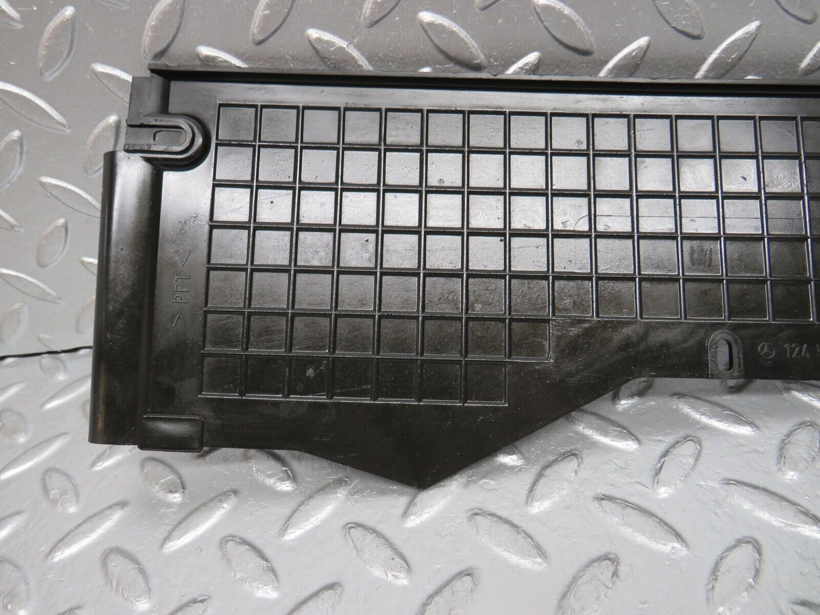 30409 Mercedes-Benz W124 230E Radiator Fan Cover Panel 1245050588