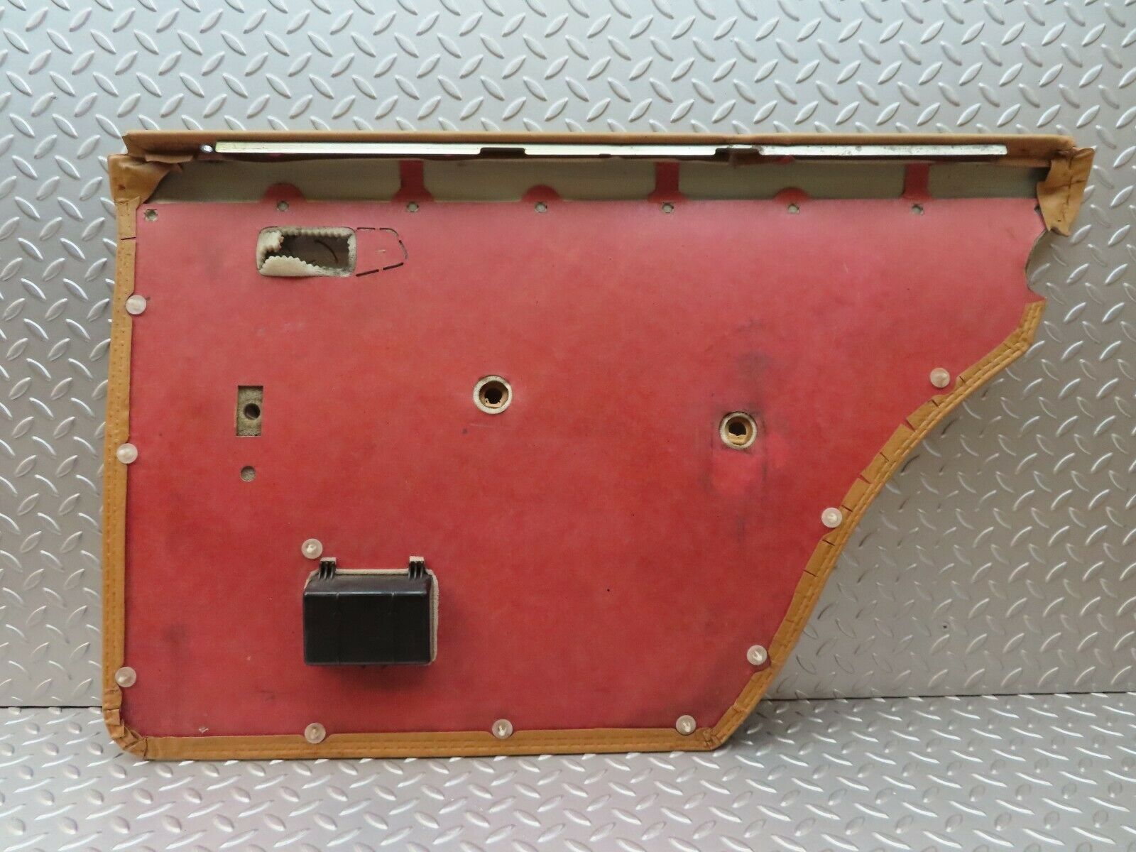 3815 Mercedes-Benz S123 200T Wagon Rear Left Door Card Palomino