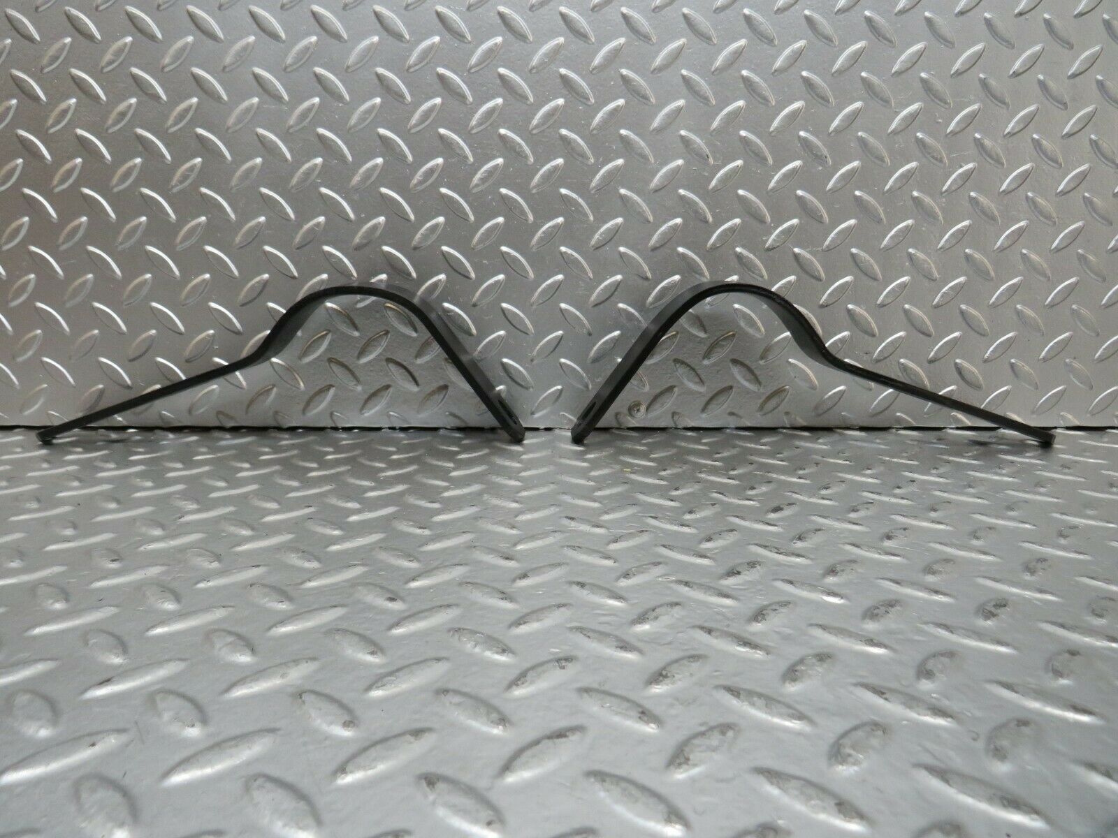 23390 Mercedes-Benz W116 350SE Front Bumper Bracket Pair