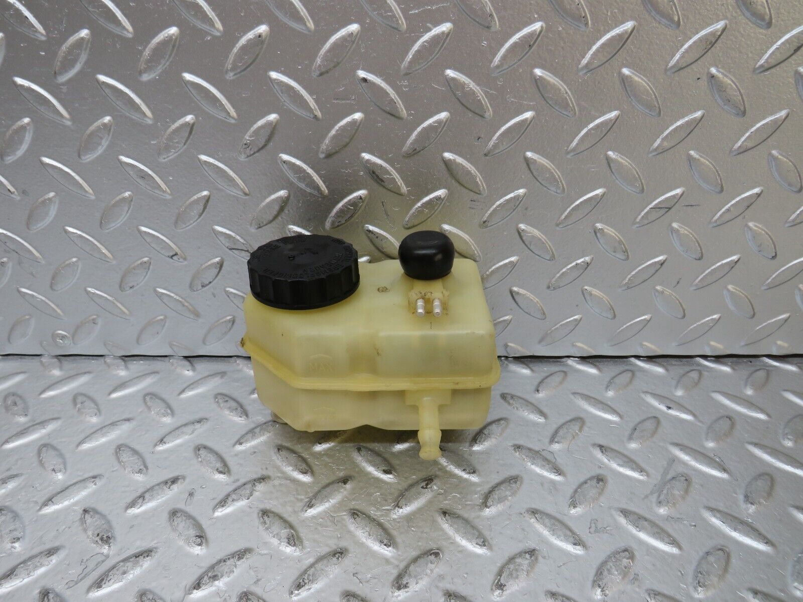 26147 Mercedes-Benz W116 450SE Brake Fluid Reservoir Tank ATE 3.3508