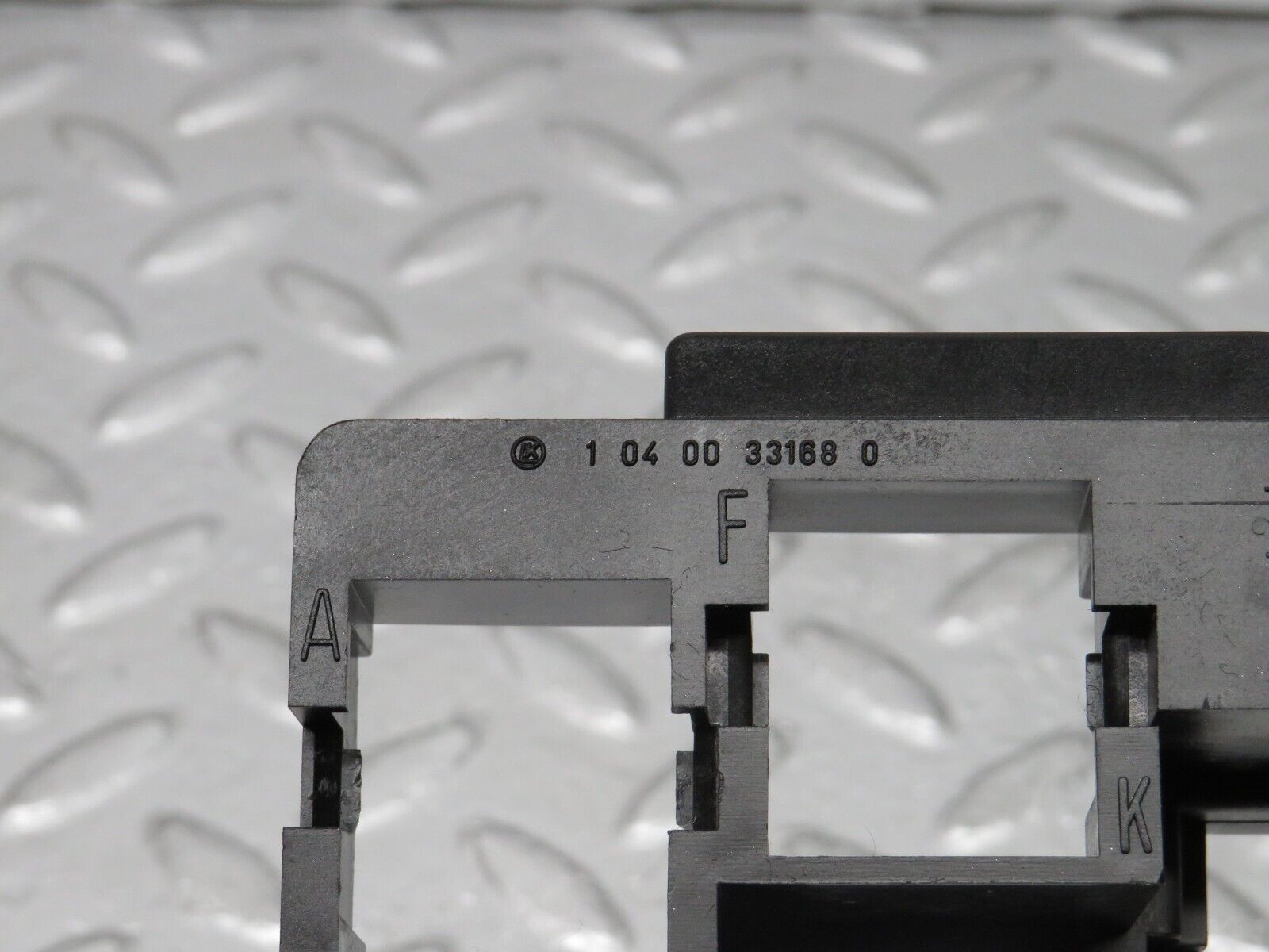 30344 Mercedes-Benz W124 230E Fuse Relay Holder Bracket 1245450140