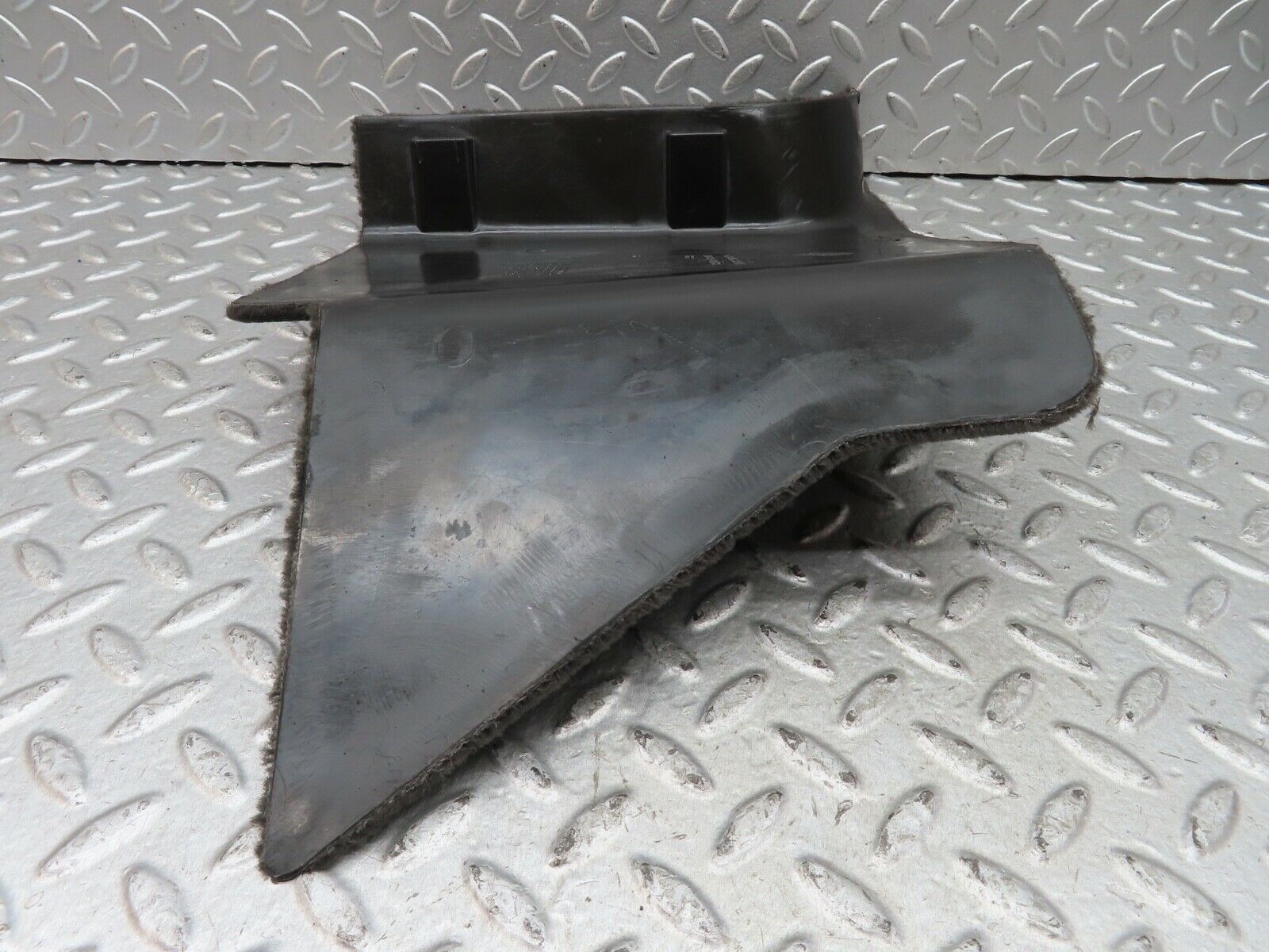 19333 Mercedes-Benz C140 CL420 Coupe Front Left Kick Panel Black 1406800380