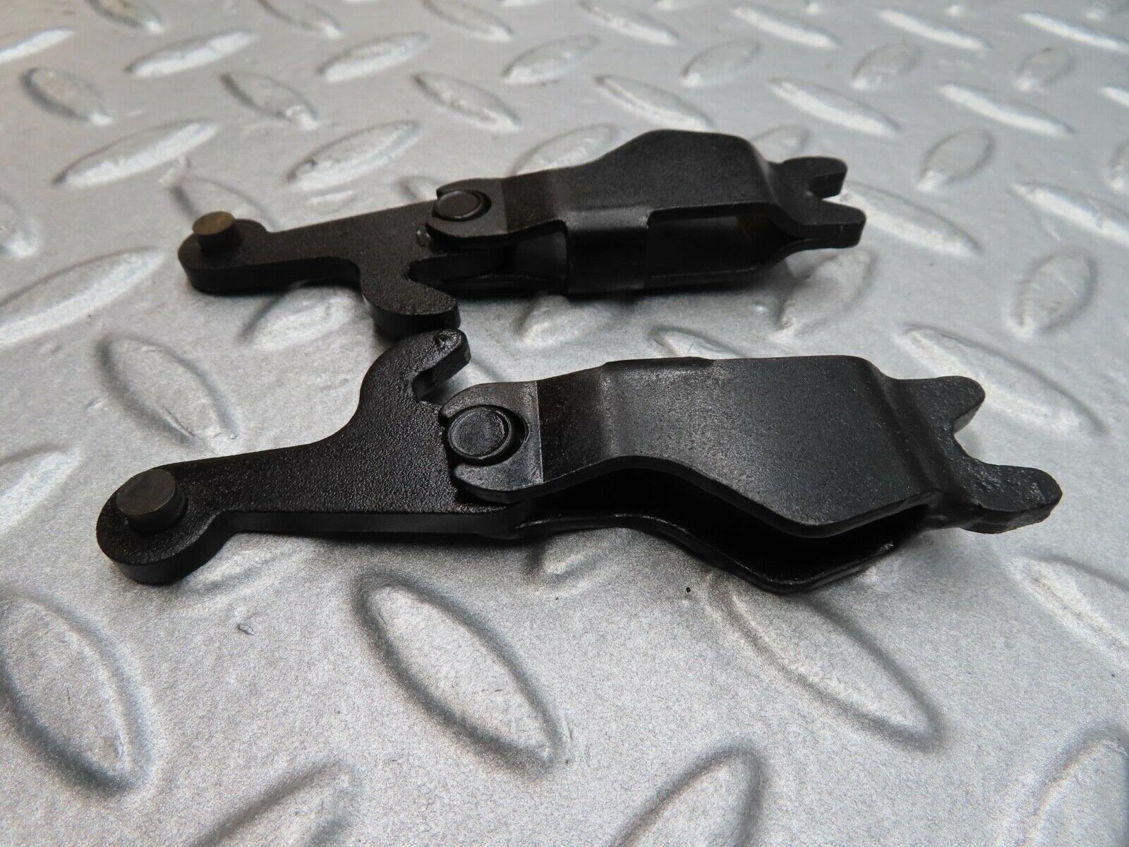 16505 Mercedes-Benz W124 260E Handbrake Regulator