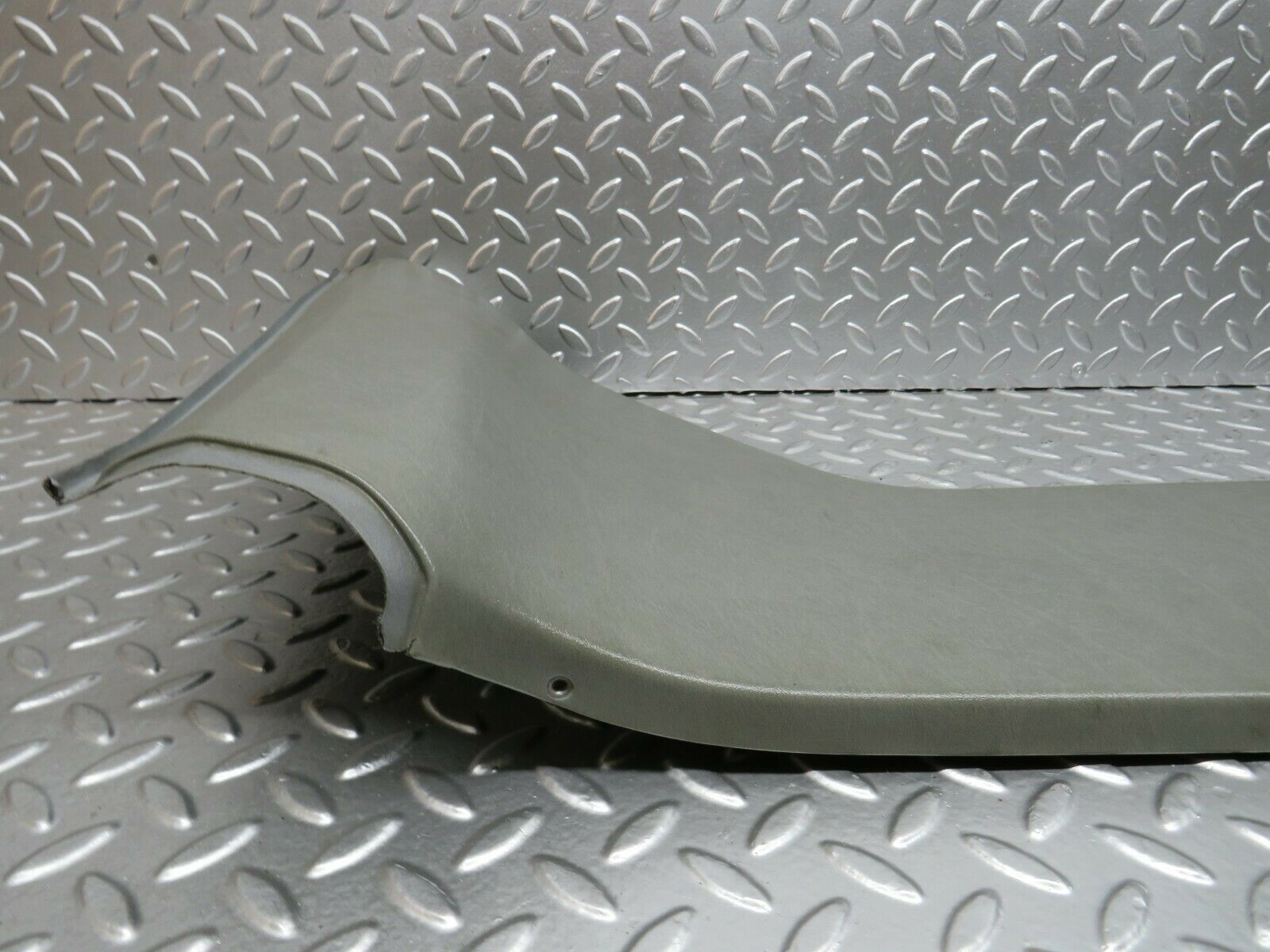 24269 Mercedes-Benz S124 220TE Headlining Roof Panel Rear Grey 1246902325