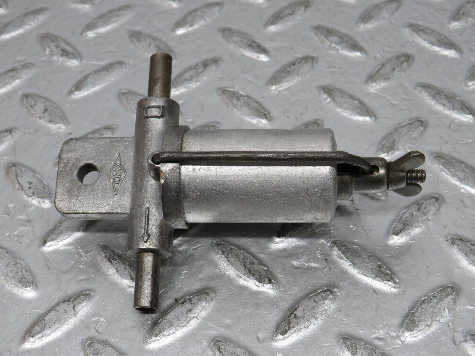 0357 Mercedes-Benz W120 180D Ponton Fuel Prefilter 001477060