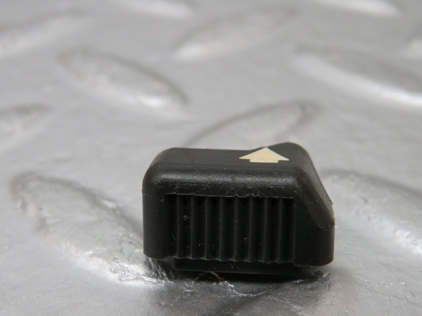 25567 Mercedes-Benz W123 200 Heater Control Knob Set