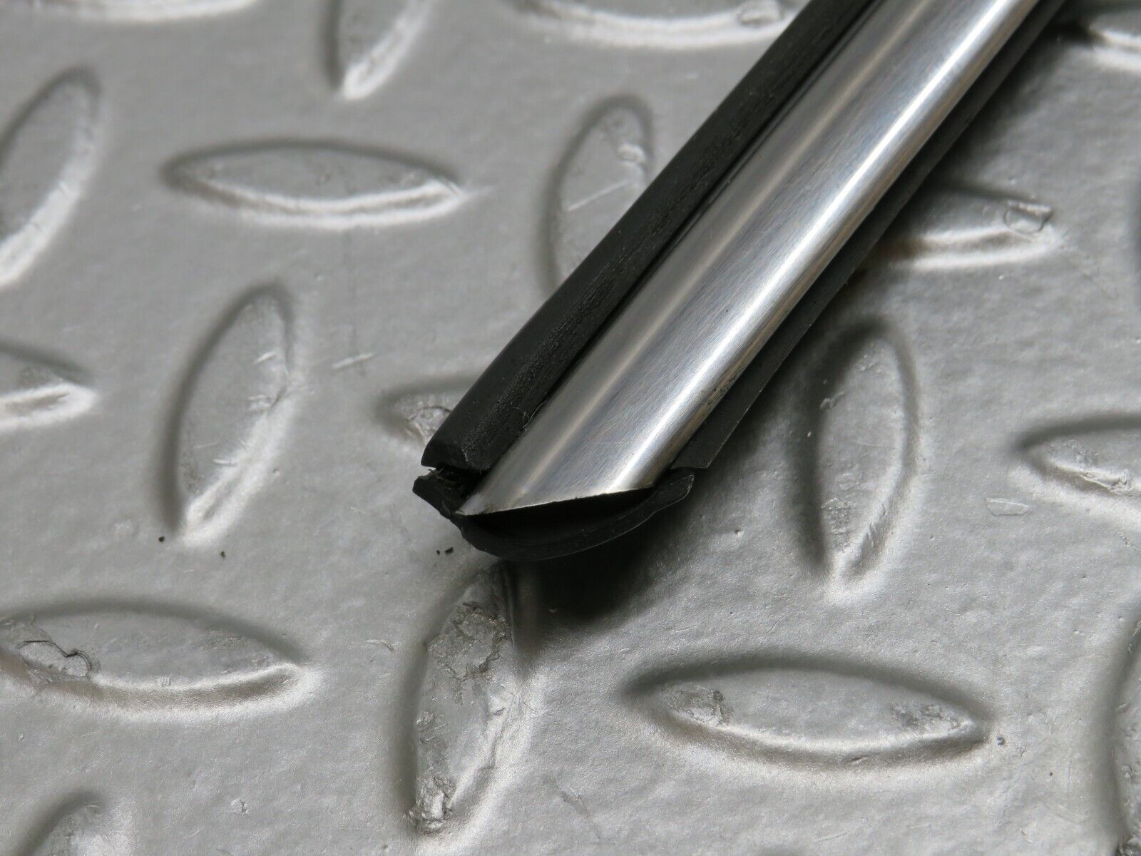 37440 Mercedes-Benz W109 300SEL Front Left Fender Wing Centre Moulding Trim