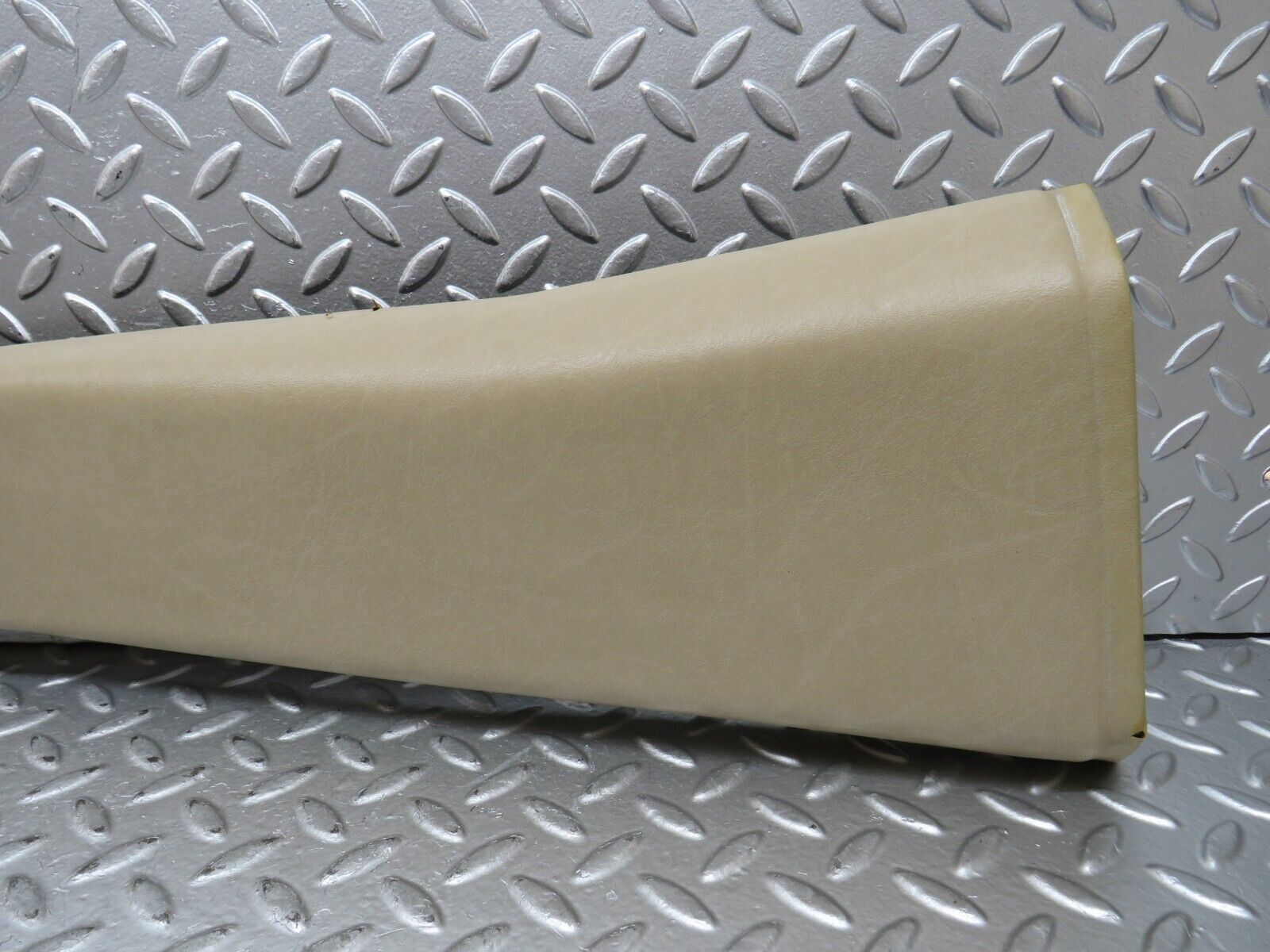 27525 Mercedes-Benz S124 300TE B Pillar Cover Right Side Beige 1246923689