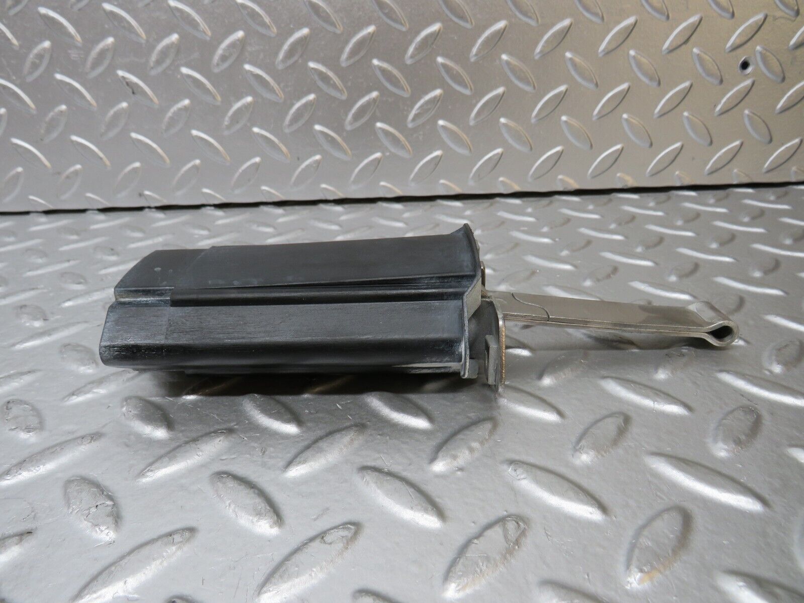 30261 Mercedes-Benz W124 230E Door Safety Check Strap