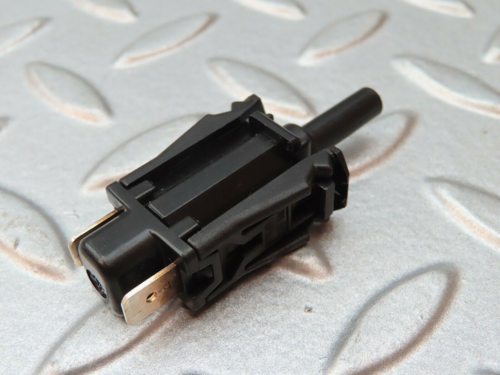 4208 Mercedes-Benz V123 240D LWB Door Contact Switch 0015458714