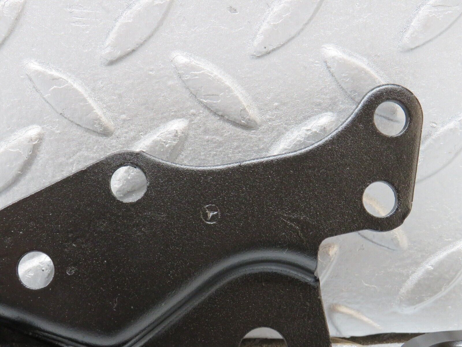 38925 Mercedes-Benz W201 190E 2.6L Alternator Generator Tensioner