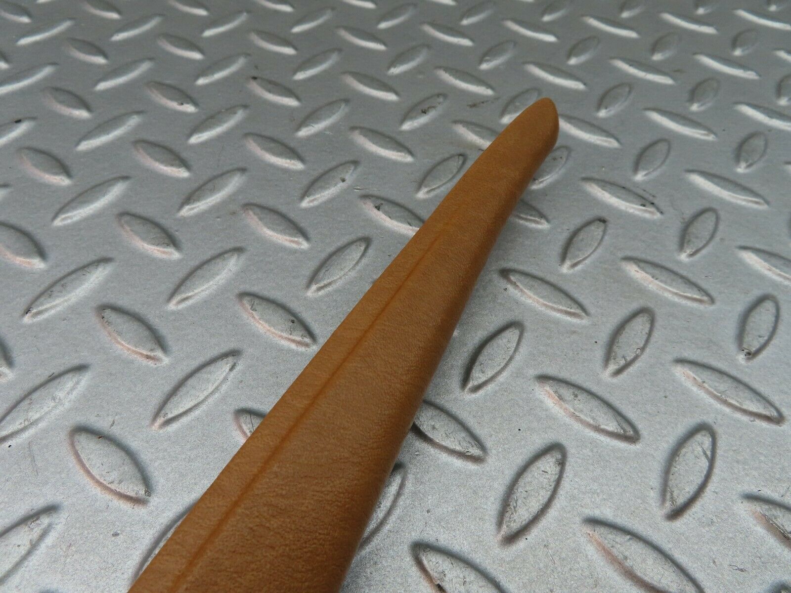 6038 Mercedes-Benz W126 380SE Rear Left Door Panel Cover