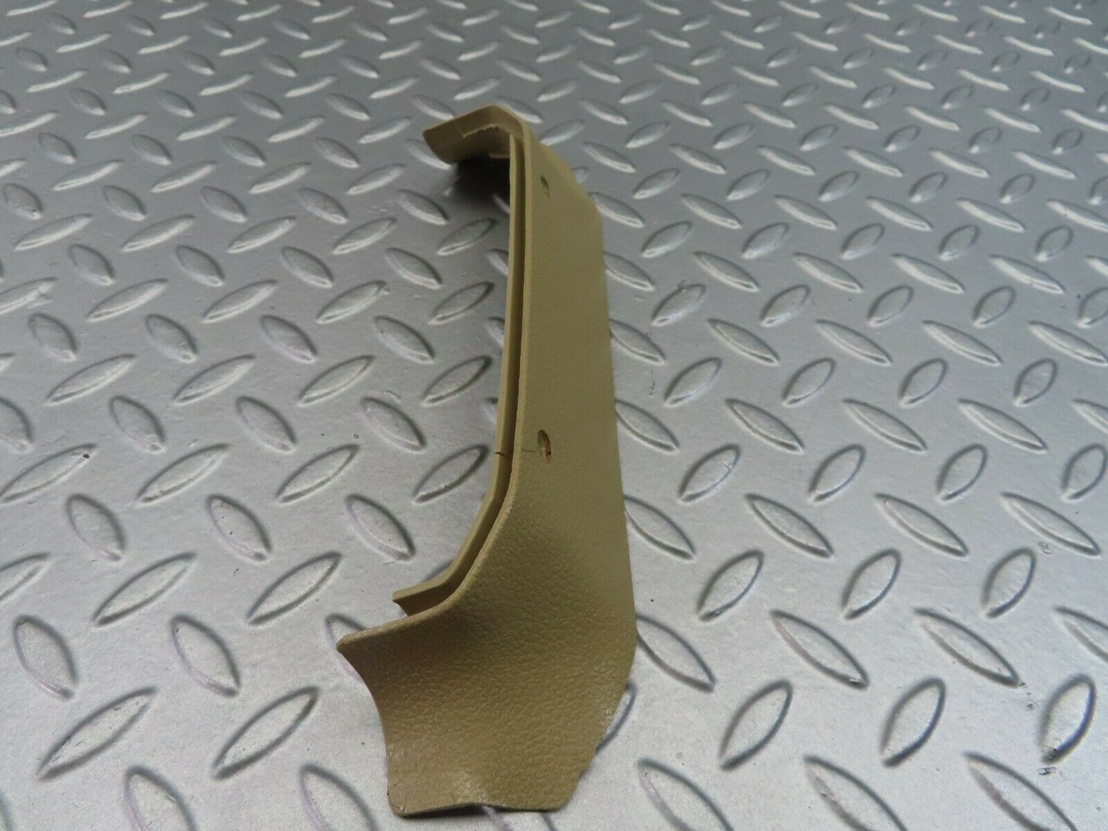 7382 Mercedes-Benz W116 450SE B Pillar Lower Cover Trim Right Side 1166920222