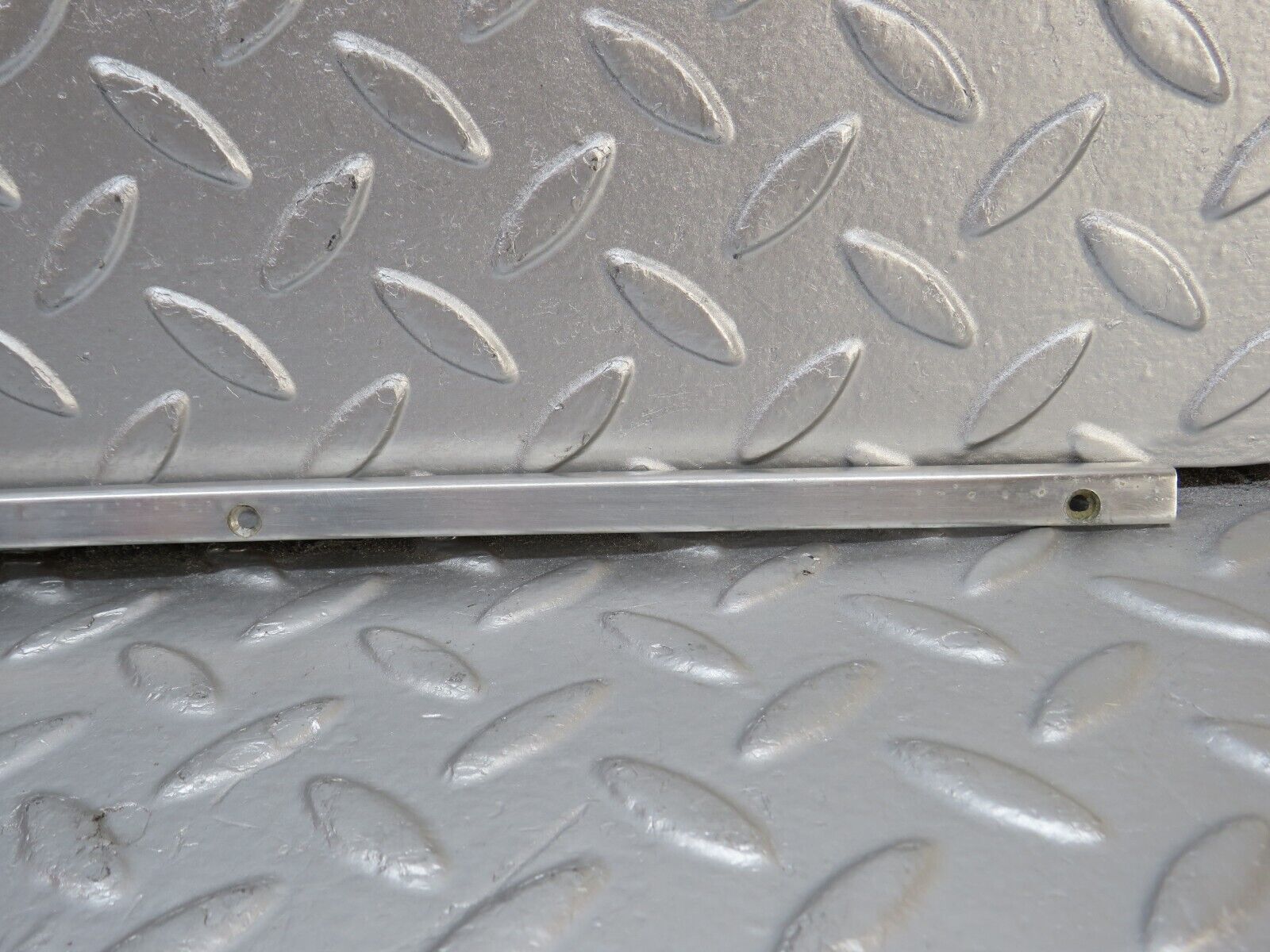 33805 Mercedes-Benz W201 190E 2.0L Sunroof Chrome Trim