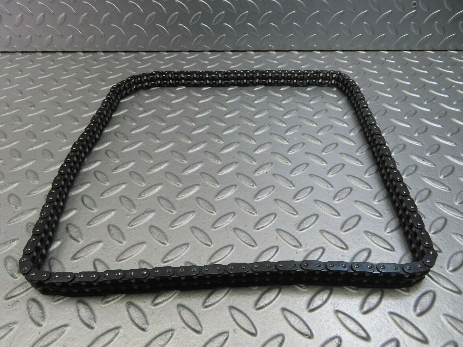 10166 Mercedes-Benz W108 Timing Chain