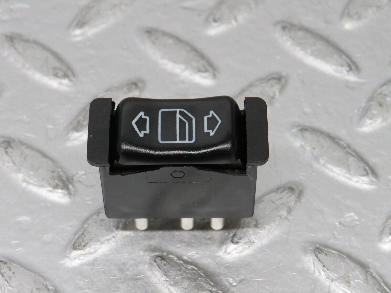 36084 Mercedes-Benz W126 420SE Electric Window Switch Left 1268206210