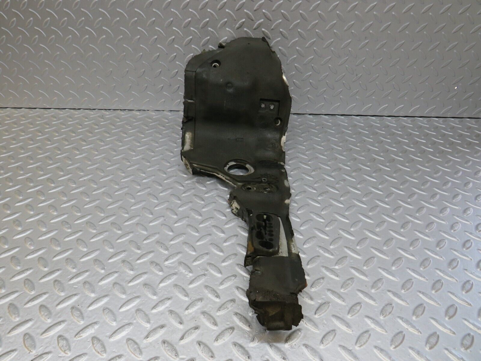 35999 Mercedes-Benz W126 420SE Firewall Heat Shield