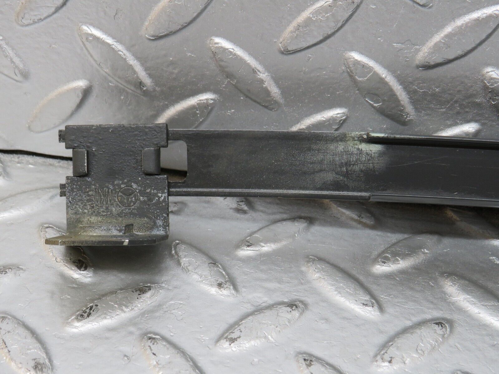 33932 Mercedes-Benz W124 260E Rear Left Door Window Channel