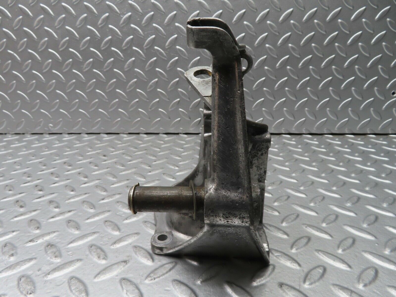 21683 Mercedes-Benz W126 300SE Brake Pedal Bracket 1262902419