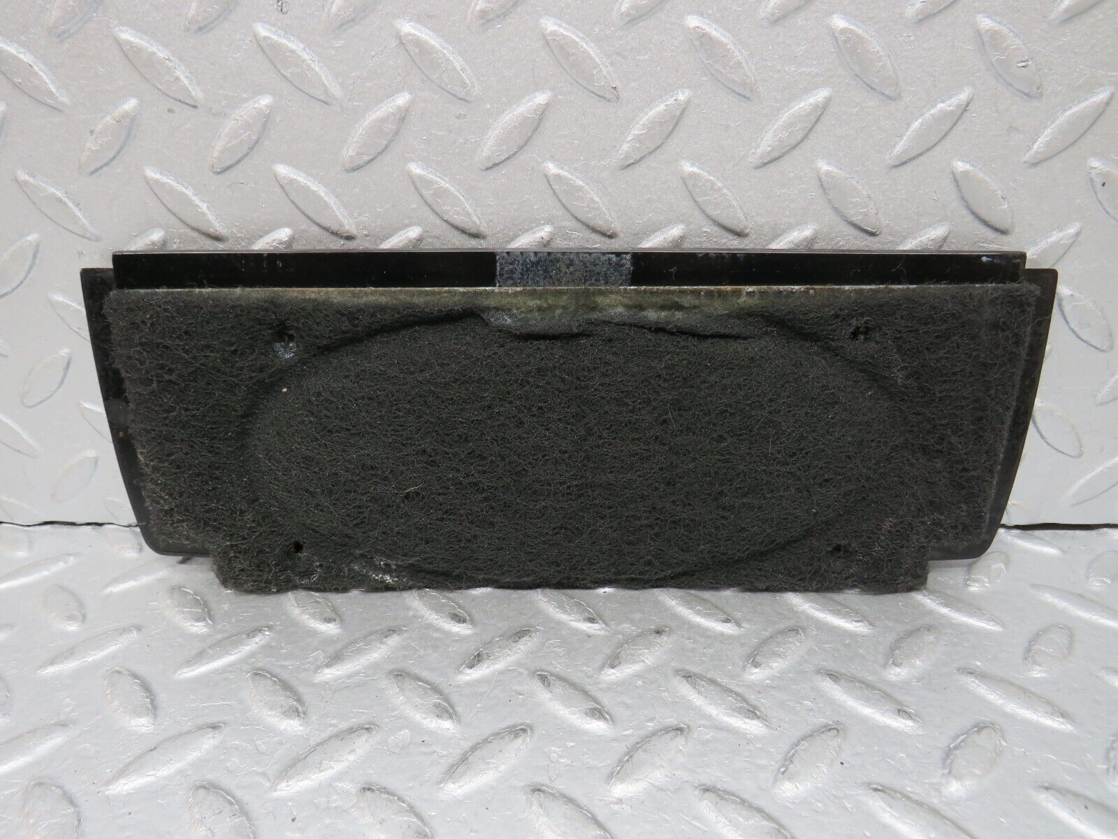 37489 Mercedes-Benz W109 300SEL Dashboard Speaker Cover