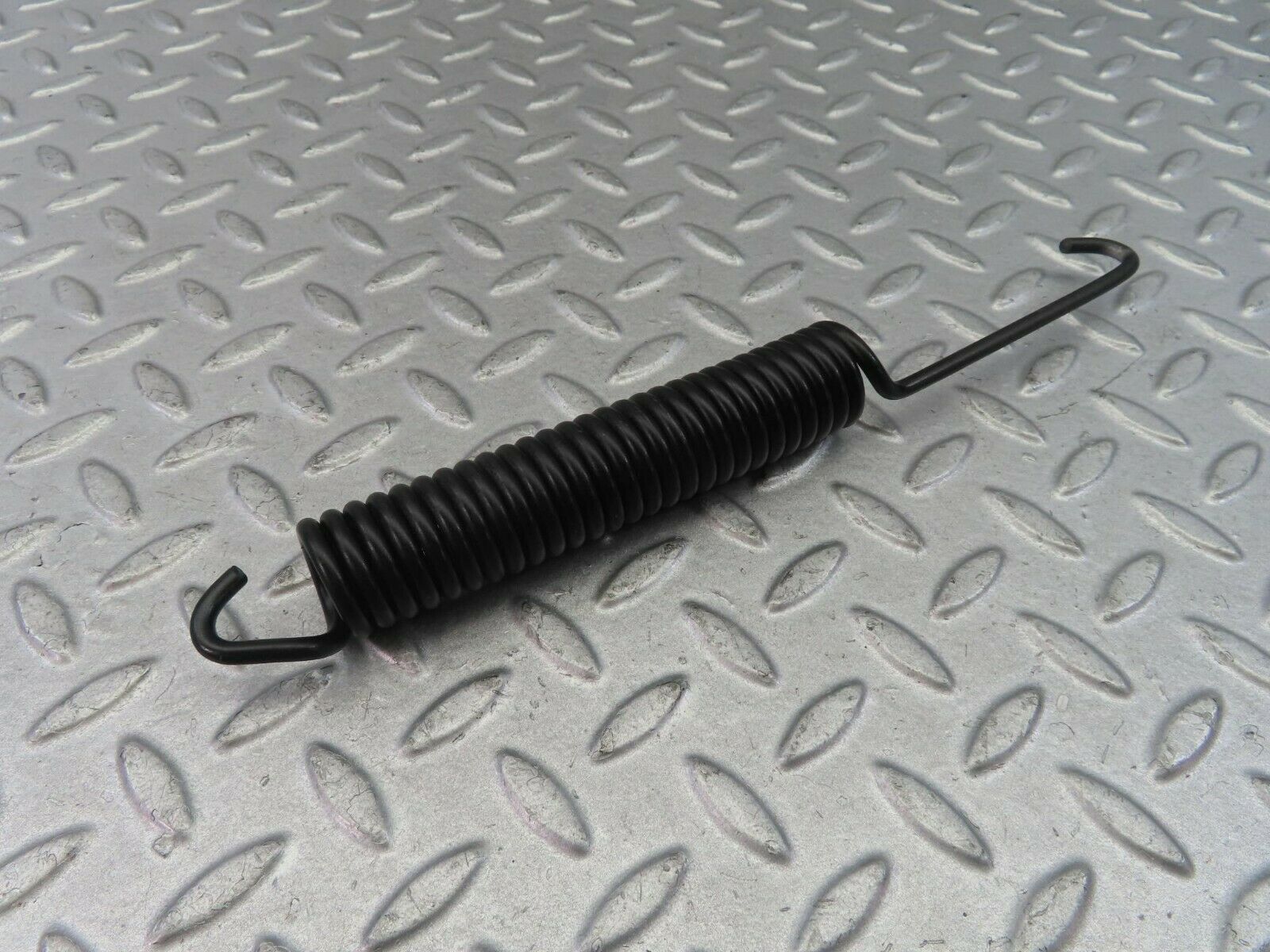 8623 Mercedes-Benz W108 Bonnet Hinge Spring