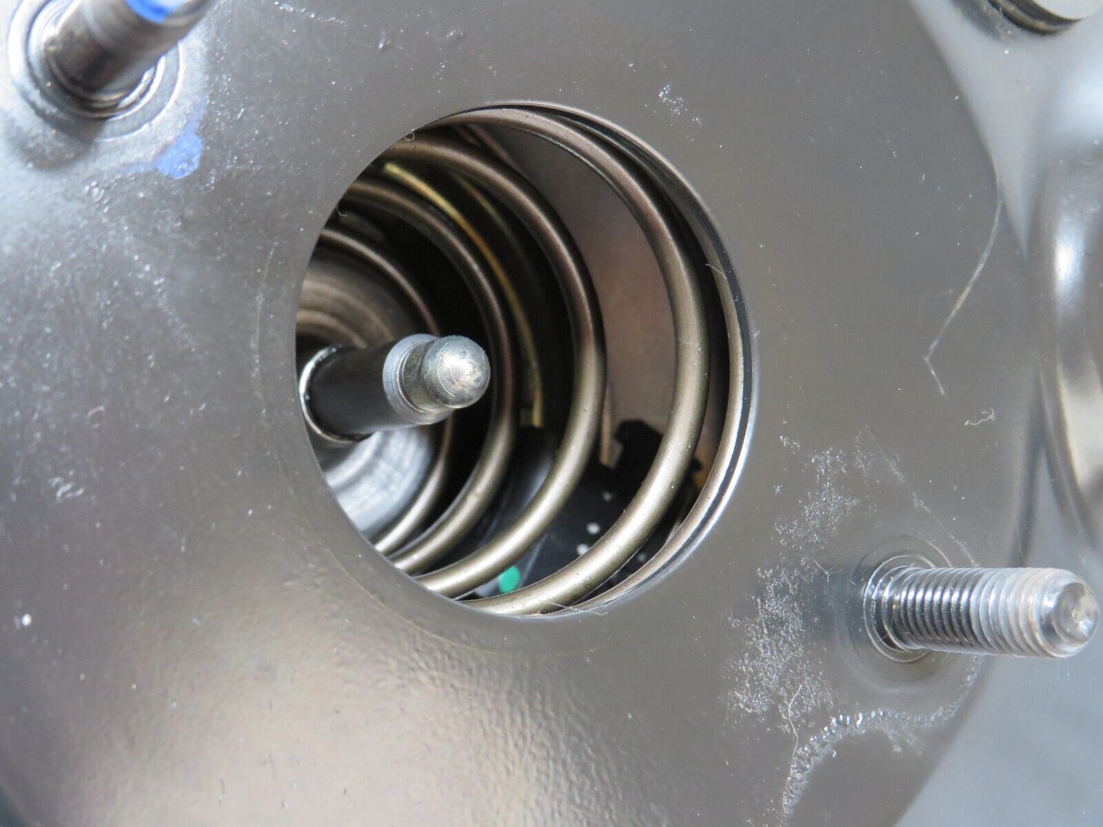 35238 Mercedes-Benz W221 Brake Booster ATE 2214300030