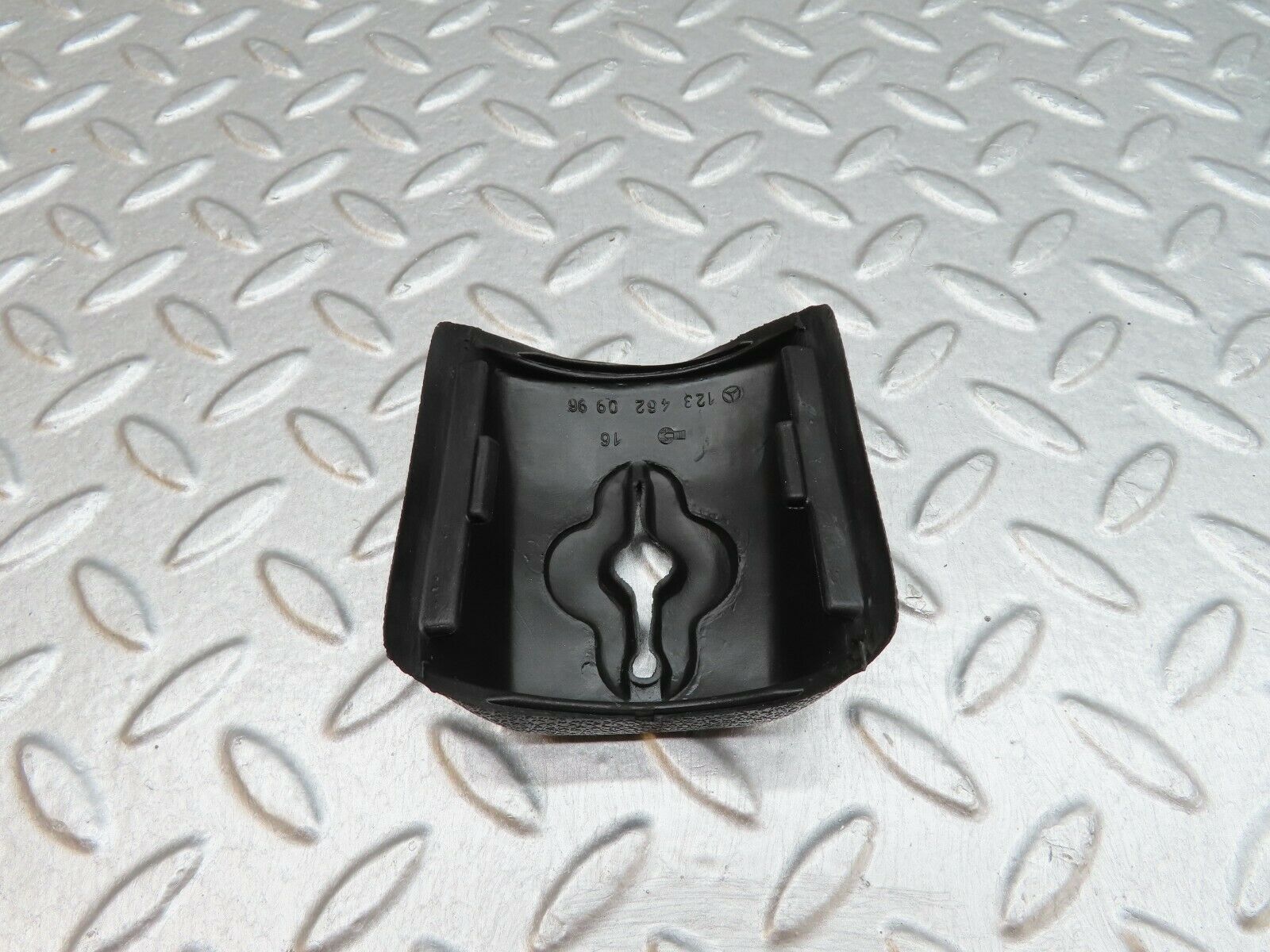 18007 Mercedes-Benz W123 200 Indicator Wiper Stalk Rubber Surround 1234620996