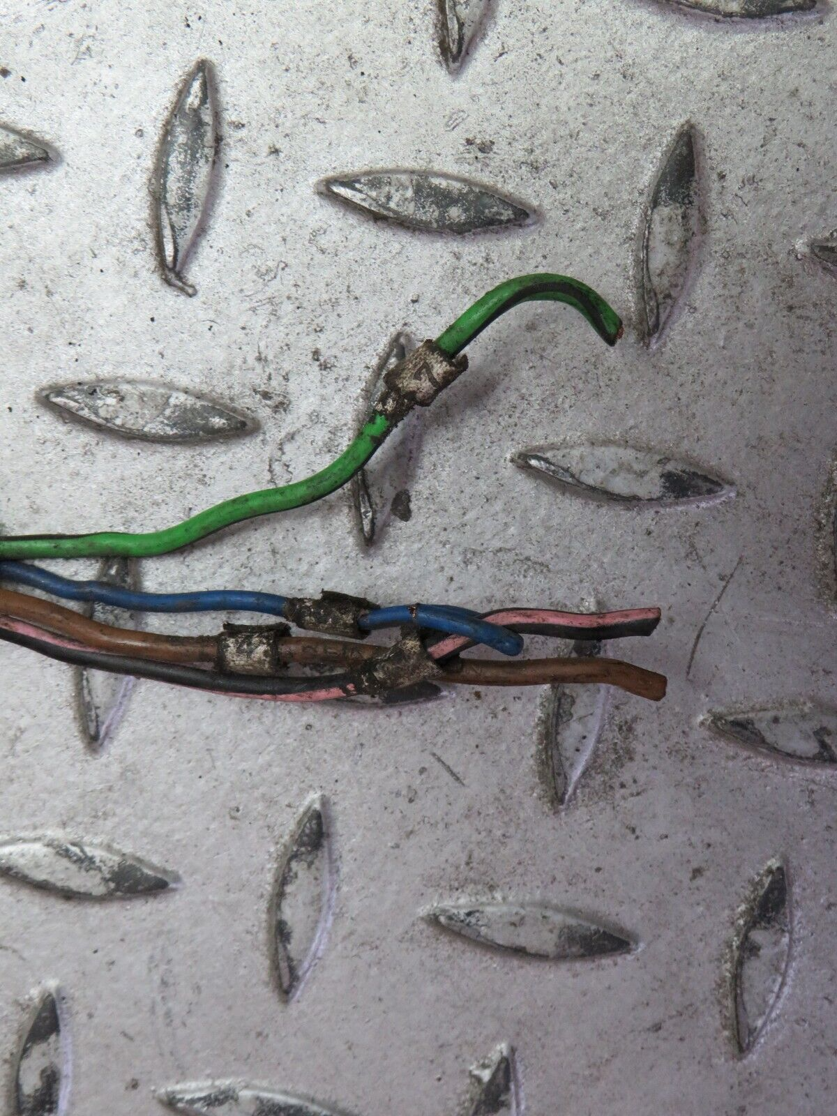 35687 Mercedes-Benz W210 320E Engine Wiring Harness 2105450481 0015409981