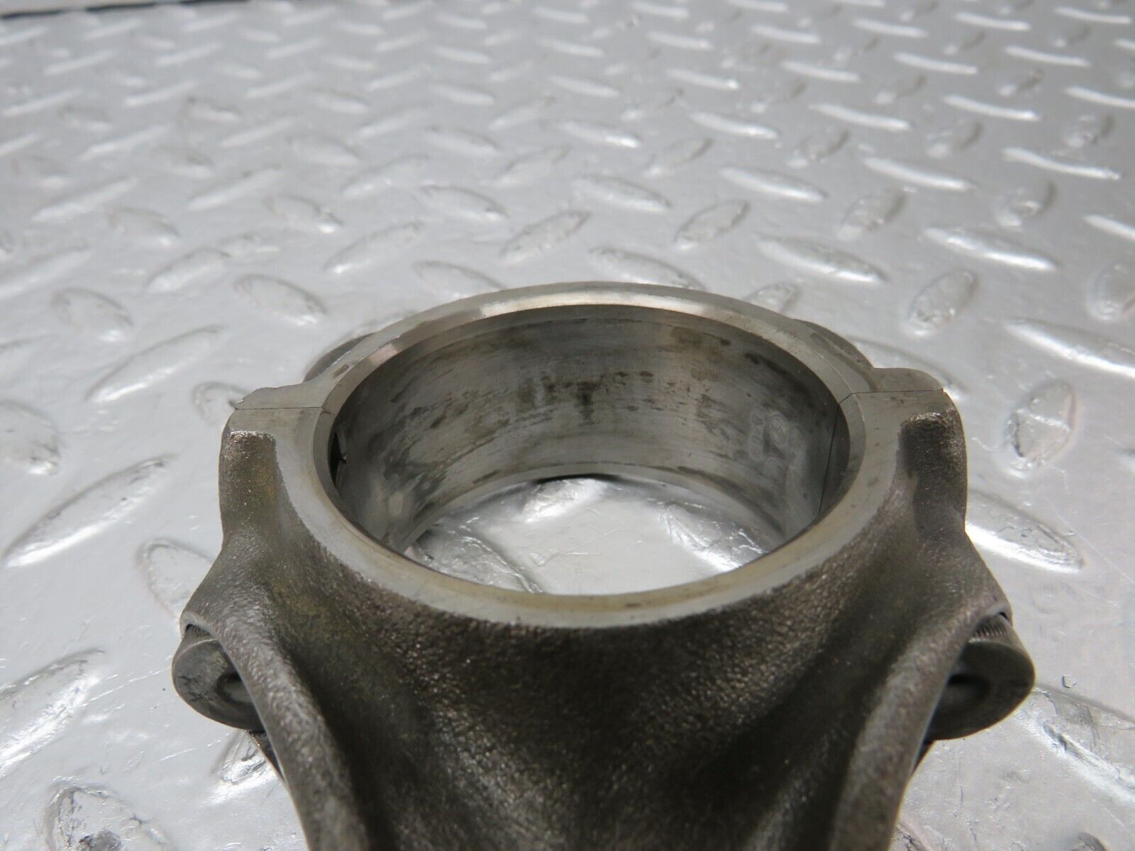 32932 Mercedes-Benz W123 300D Piston With Connecting Rod 90.875 mm 61502