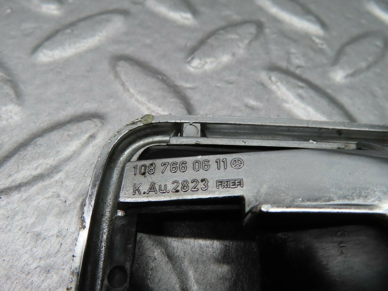 17967 Mercedes-Benz W123 200 Chrome Frame For Door Opener Right 1087660611