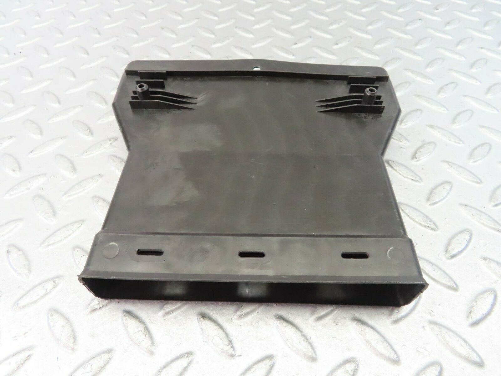 9315 Mercedes-Benz C124 300CE Coupe Ventilation Air Duct Left 1248310546