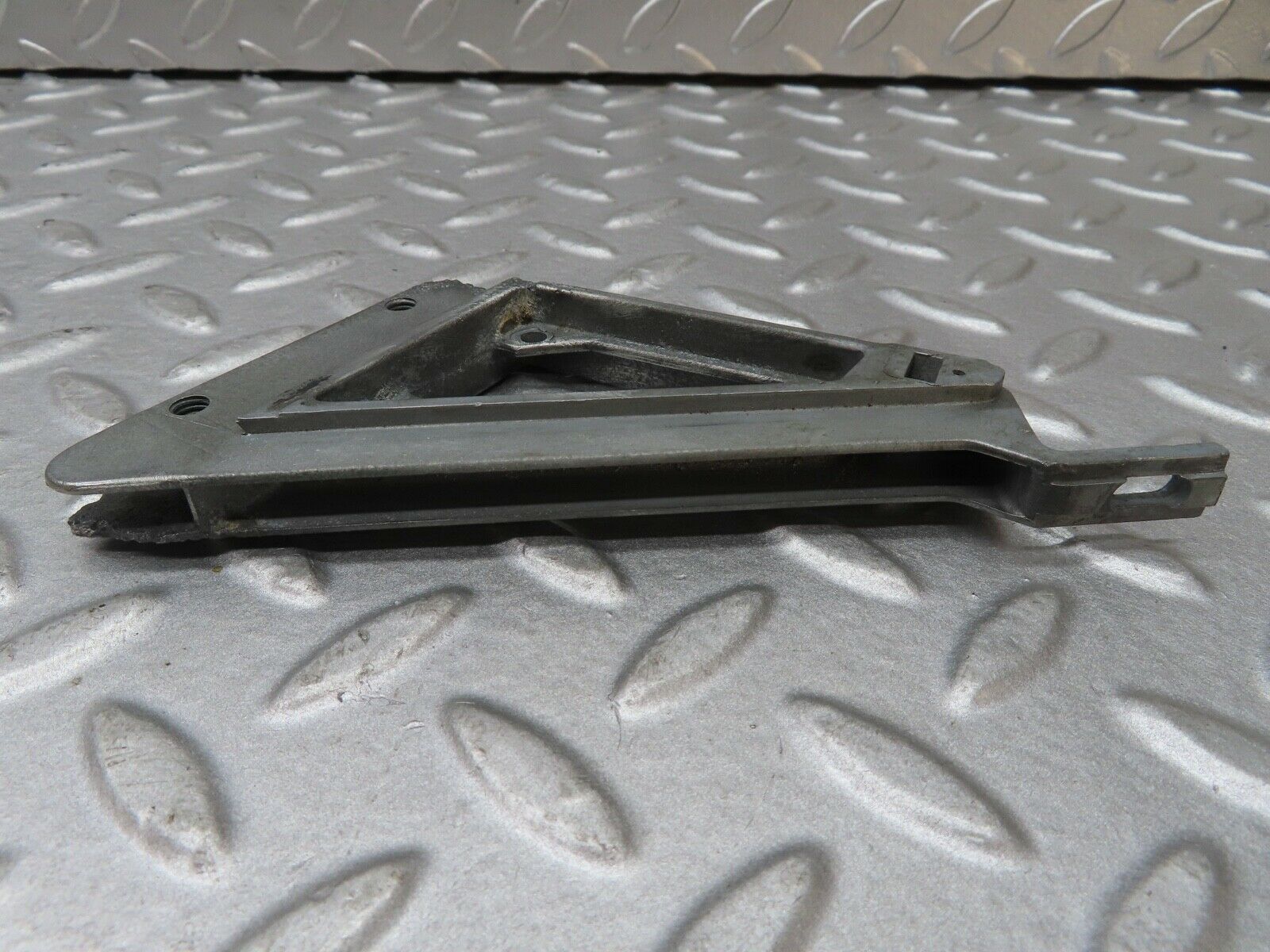 17556 Mercedes-Benz W116 450SEL Wing Mirror Bracket 1167250041