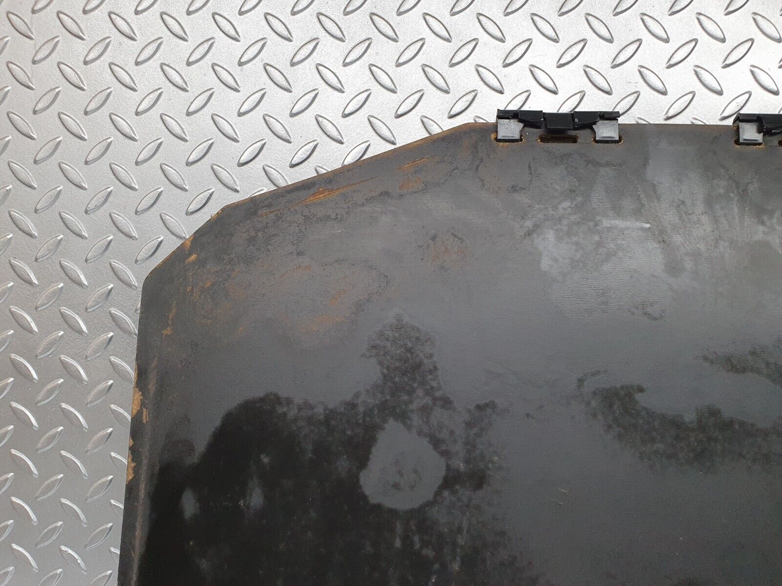 41126 Mercedes-Benz W126 300SE Spare Wheel Cover 1076930114