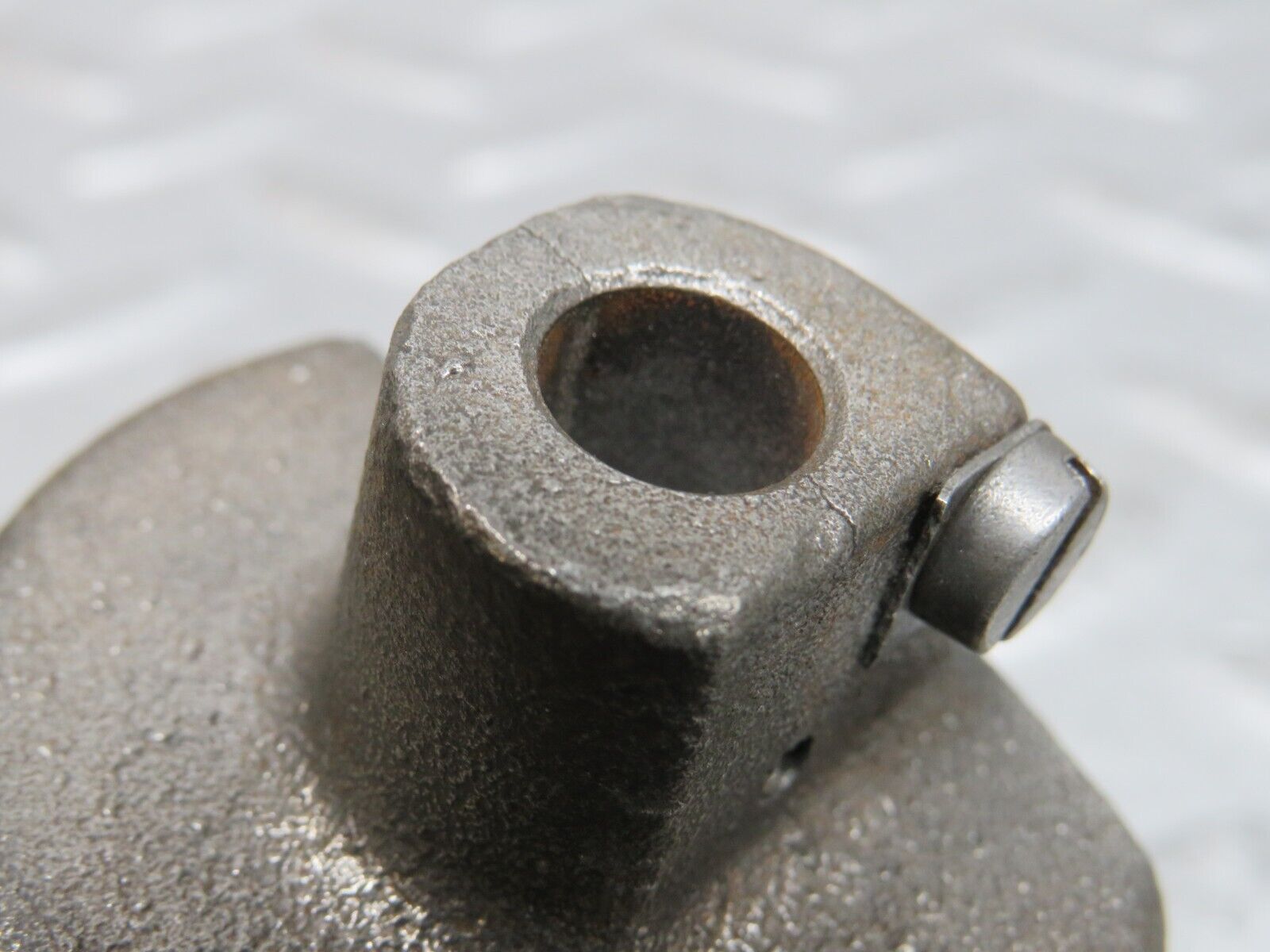 37724 Mercedes-Benz W108 280S Exhaust Balancing Weight 1801430207