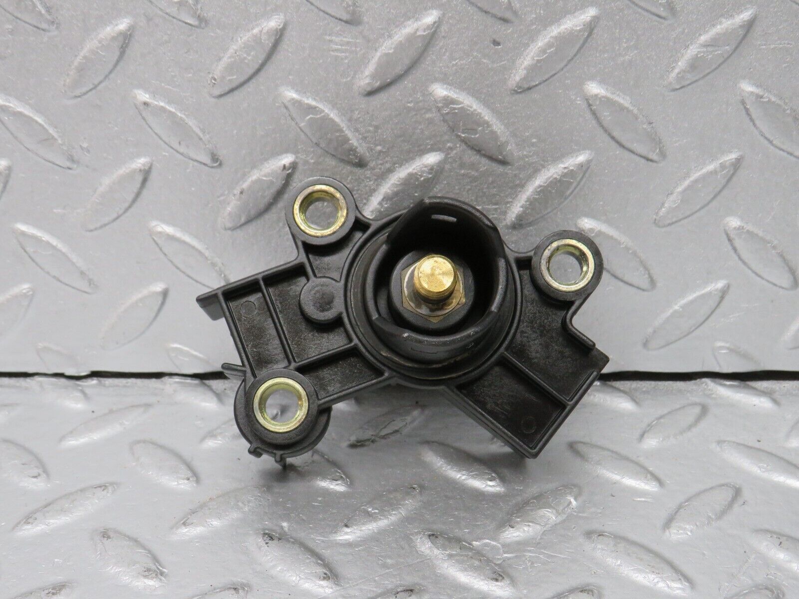 38391 Mercedes-Benz R129 280SL Coupe Positive Battery Cable Connector 1295460141