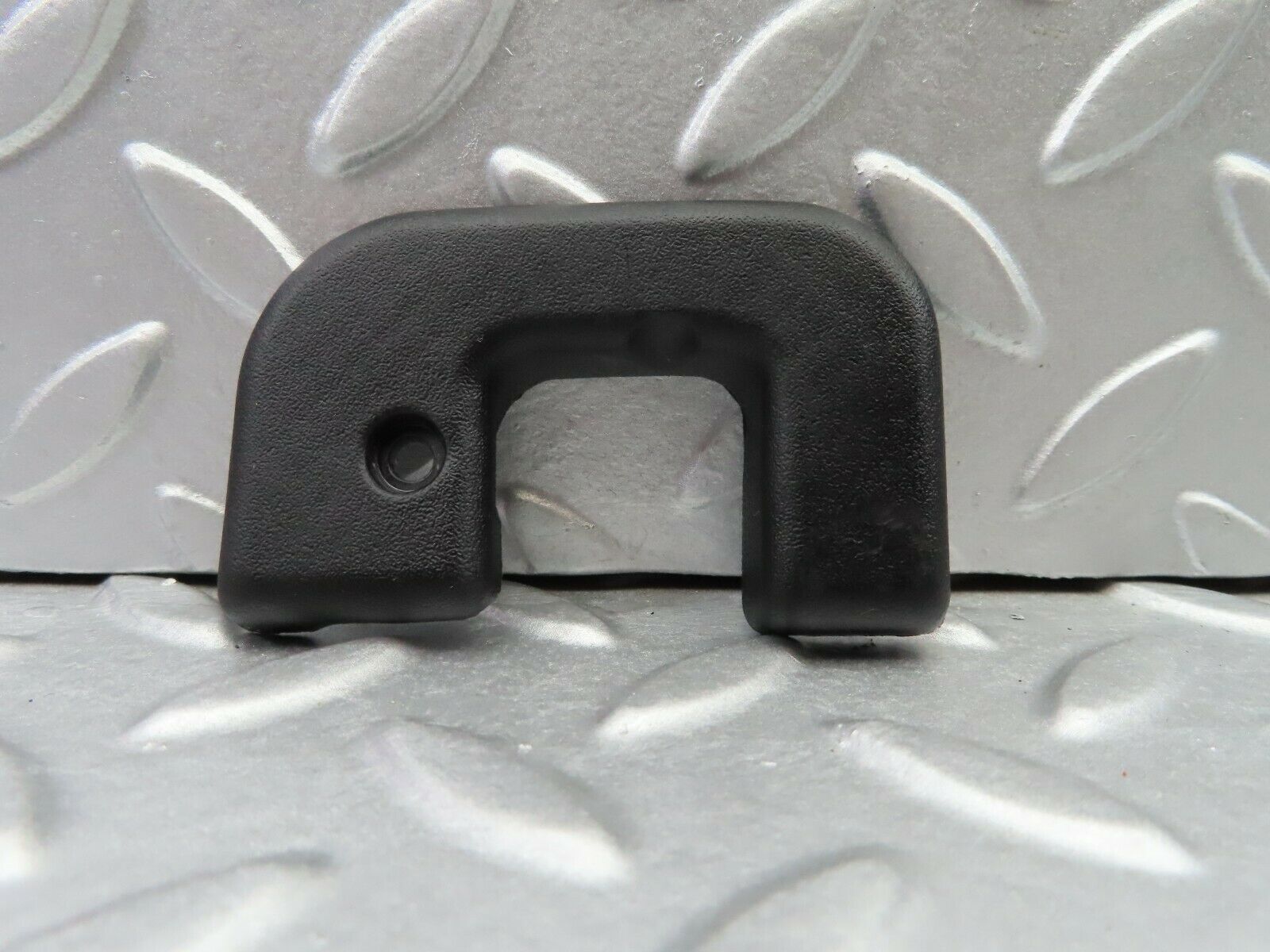 6437 Mercedes-Benz S124 E220 Wagon Right Interior Door Latch Trim