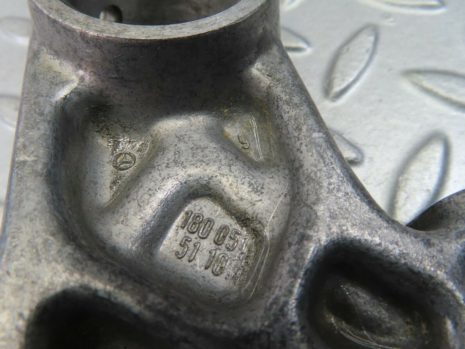 8950 Mercedes-Benz W108 Camshaft Tower Bearing 1800515110