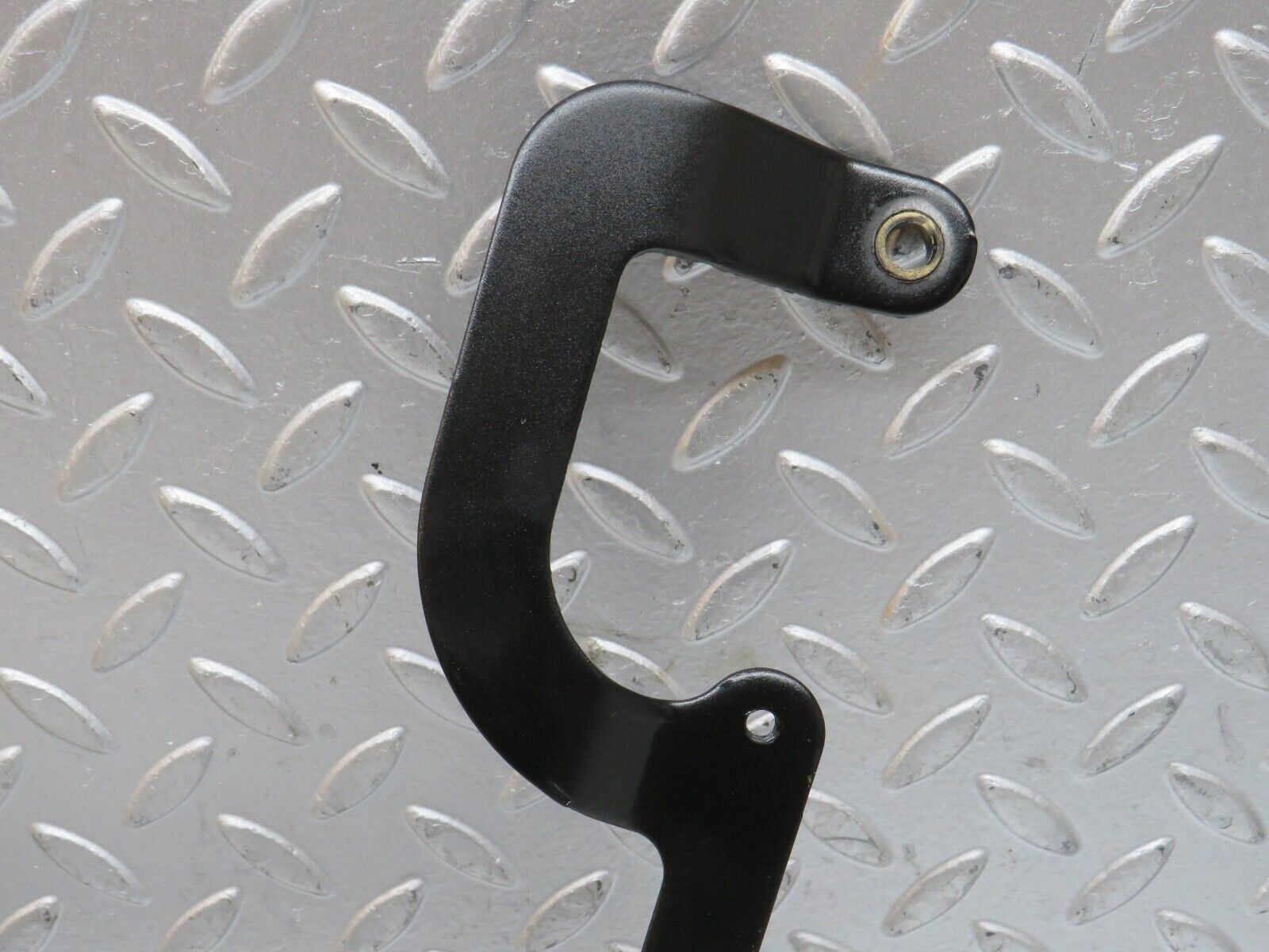 28450 Mercedes-Benz S123 240D Wagon Bonnet Hinge Right Side