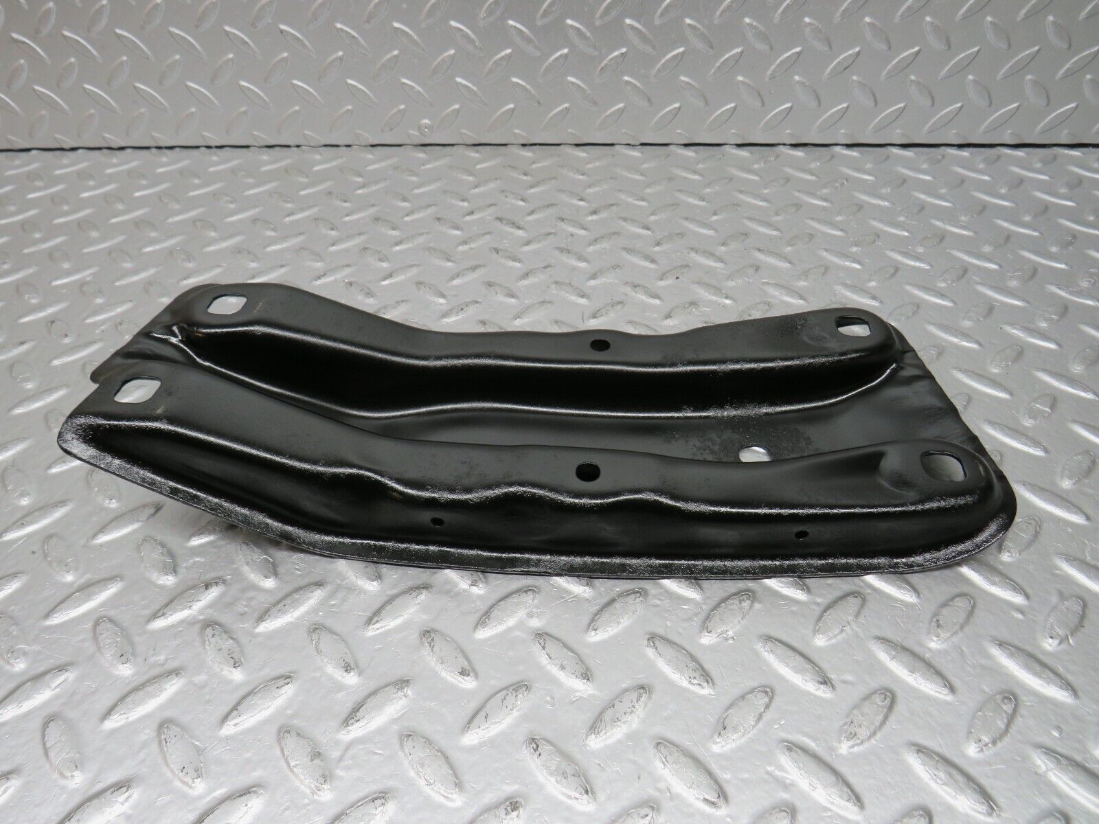 33403 Mercedes-Benz W202 C180 Gearbox Mount Bracket