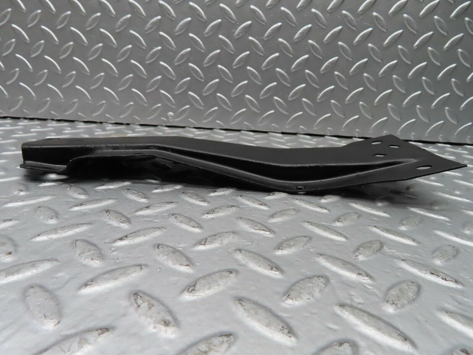 20293 Mercedes-Benz W114 280CE Coupe Cardan Shaft Prop Shaft Bracket