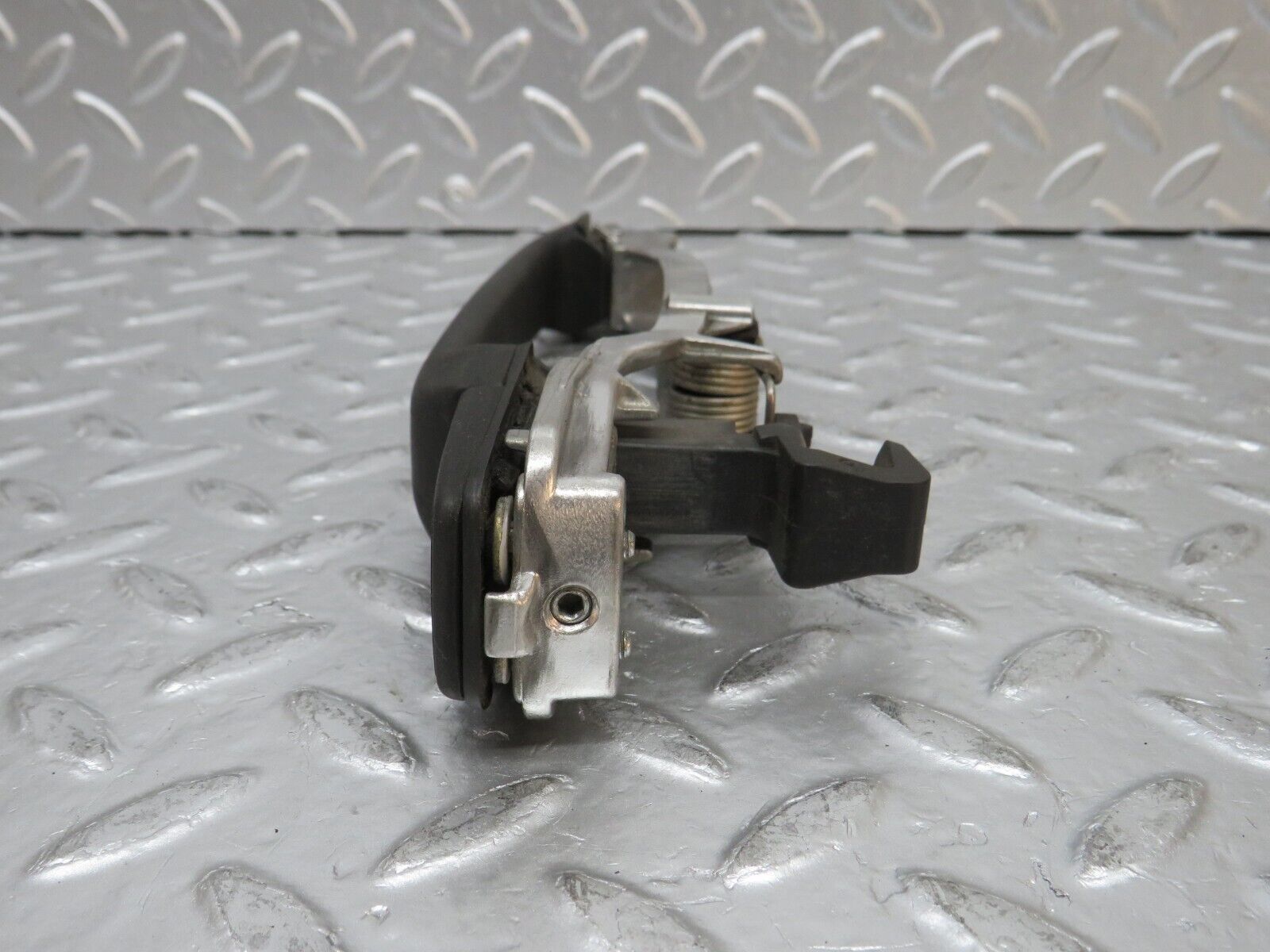 31714 Mercedes-Benz W201 190LE 1.8L Exterior Door Handle Rear Left