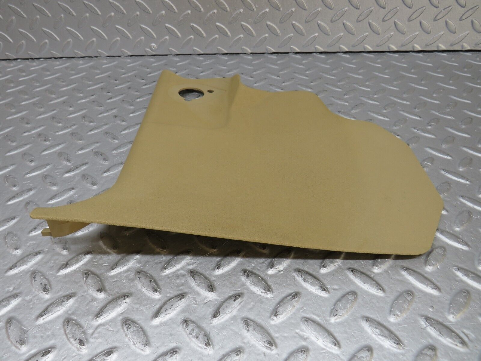 36483 Mercedes-Benz W201 190E 2.0L Kick Panel Left Side Beige 2016880506