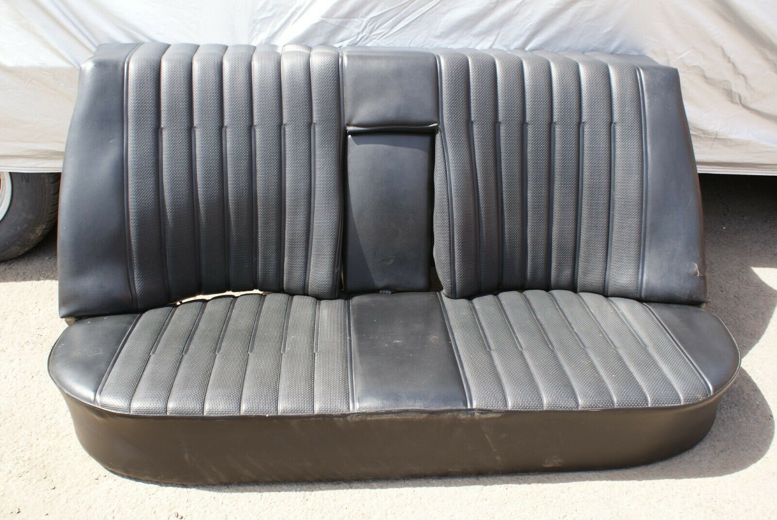 3172 Mercedes-Benz W115 220D Rear Seat Black Faux Leather